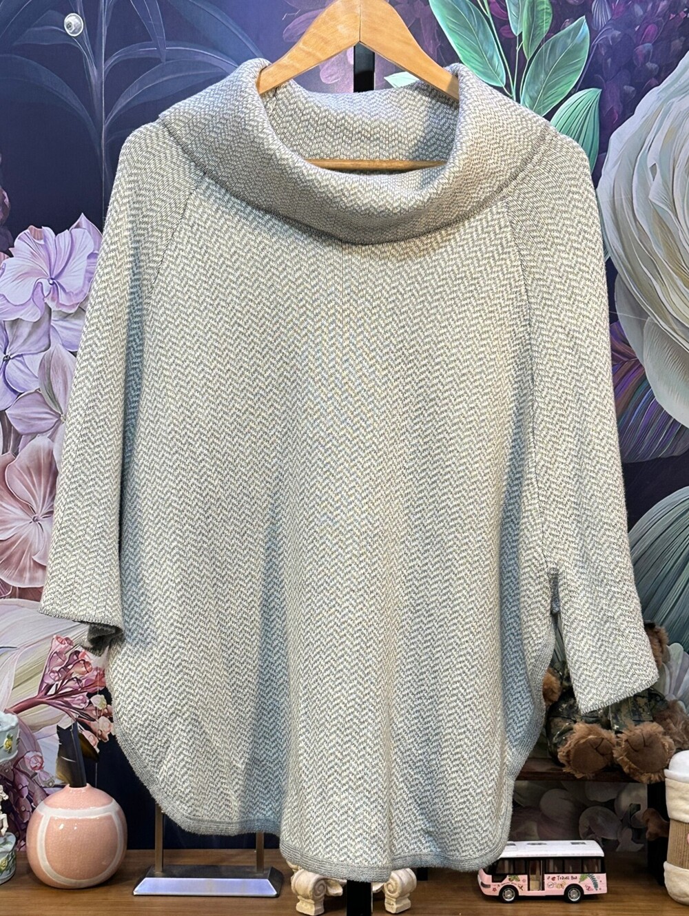 LOFT XS/S Herringbone Pattern Heavyweight Cowl Neck Sweater Classic Minimalist